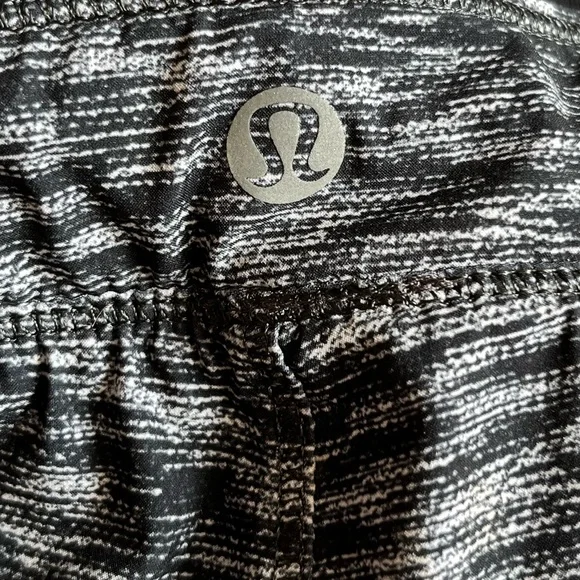 Lululemon Runderful Pants - Picture 10 of 13